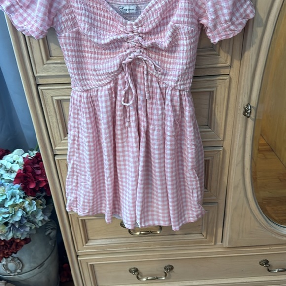 Hollister Checkered Romper - Picture 3 of 9